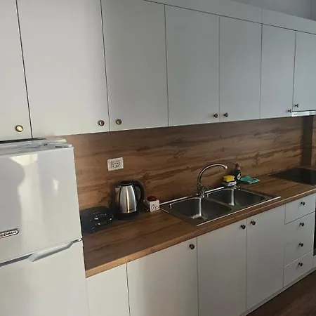 Διαμέρισμα Vila 7 *